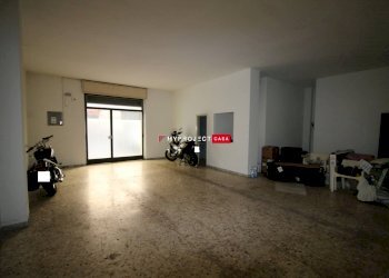 Laboratorio Via Dei Giardini, Martina Franca - foto 3