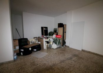 Laboratorio Via Dei Giardini, Martina Franca - foto 6