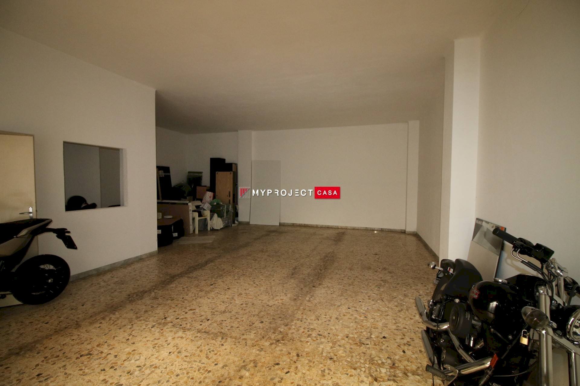 Magazzino Via Dei Giardini, Martina Franca - foto 3