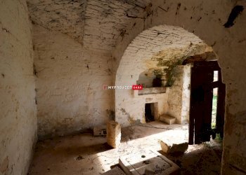 Locale Commerciale C.da Capo Di Gallo, Martina Franca - foto 12