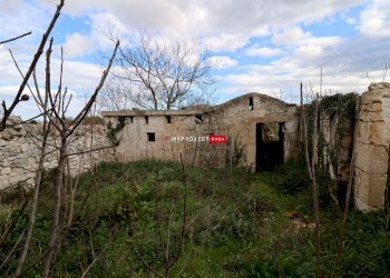 Locale Commerciale C.da Capo Di Gallo, Martina Franca - foto 25