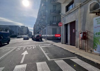 Negozio Viale Europa, Martina Franca - foto 3