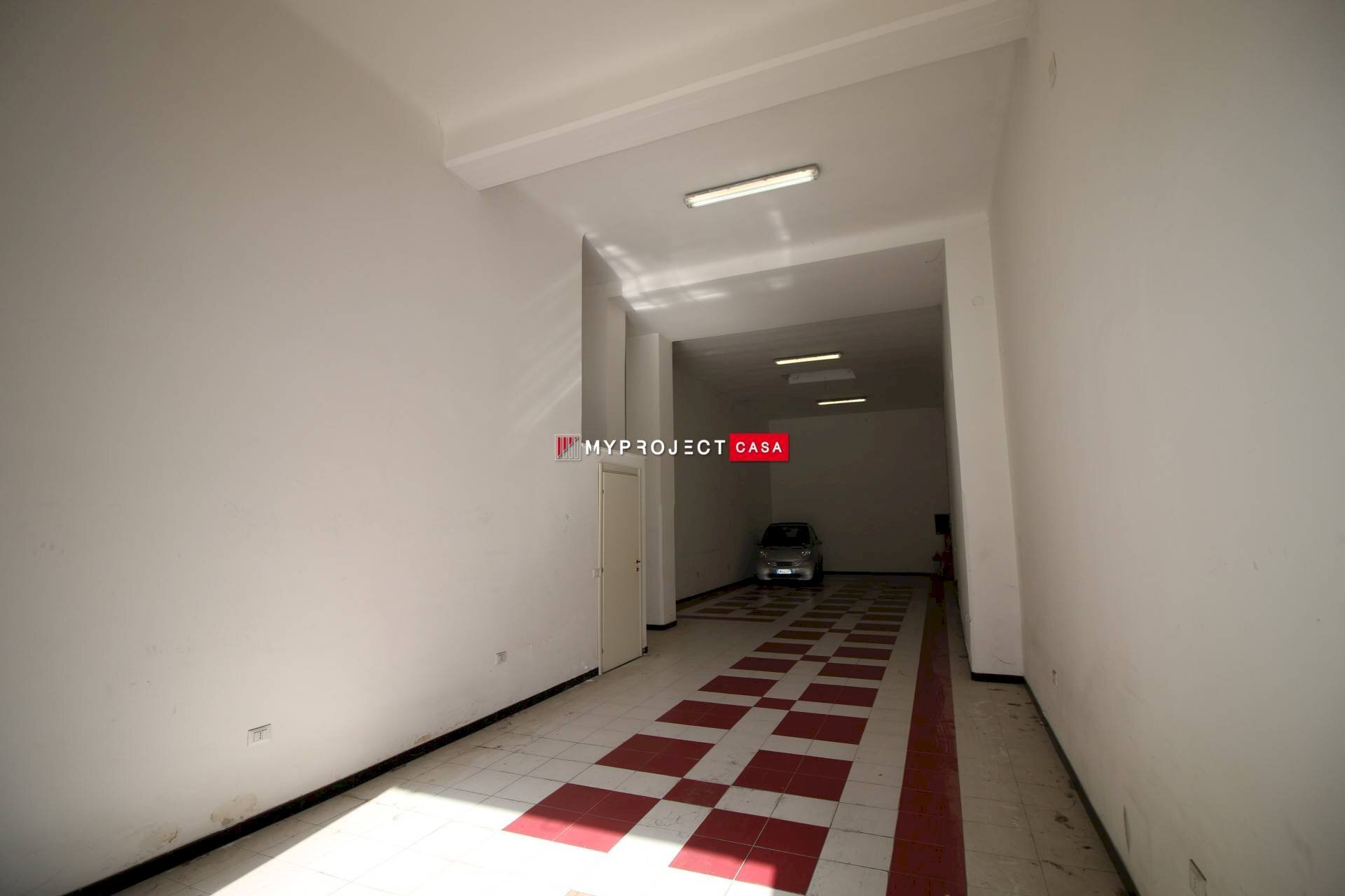 Warehouse Via Dei Mille, Martina Franca - photo 2