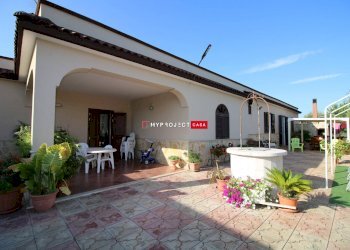 Villa Sisto, C.da Martellotti, Ostuni - foto 1