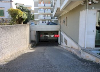 Garage - Parcheggio Via Alessandro Fighera, Martina Franca - foto 1