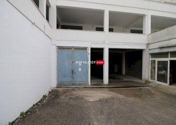 Garage - Parcheggio Viale Alcide De Gasperi, Martina Franca - foto 1