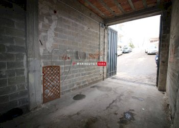 Garage - Parcheggio Viale Alcide De Gasperi, Martina Franca - foto 2