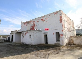 Locale Commerciale Montalbano Di Fasano, Fasano - foto 1