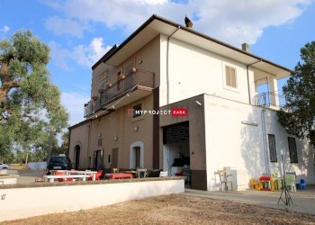 Locale Commerciale Via Case Sparse, Fasano - foto 3