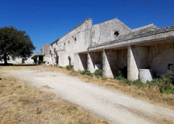 Locale Commerciale Contrada Casellone, Crispiano - foto 3