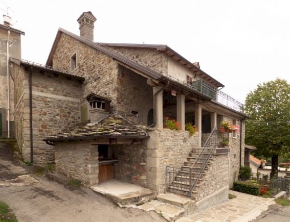 Semi-detached house Frassinoro - photo 3