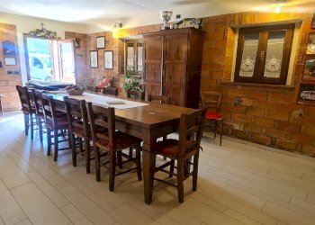 Independent house Polinago - photo 18