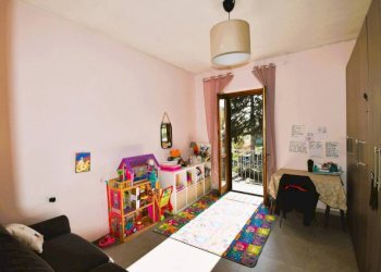 Salone - Rustic Montegrosso d'Asti - photo 14