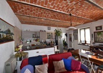 Salone - Rustic Montegrosso d'Asti - photo 9