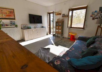 Salone - Rustic Montegrosso d'Asti - photo 11