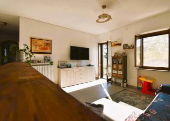 Salone - Rustic Montegrosso d'Asti - photo 12