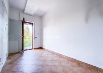 cucina - Appartamento Via Pietravalle, Napoli - foto 11