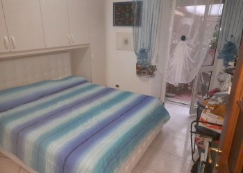 camera 2 - Appartamento Vado Ligure - foto 9