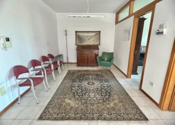 f8b40104-9316-43a4-8082-2b9414859a89.jpg - Ufficio Cesena - foto 2