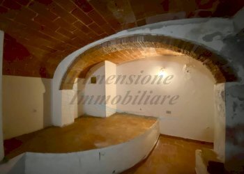 photo_4_2026-01-22_17-06-23.jpg - Locale Commerciale Piazza Giosuè Carducci, Rosignano Marittimo - foto 11