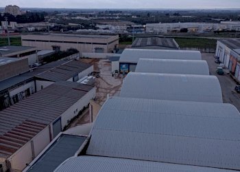 Capannone Modugno - foto 1