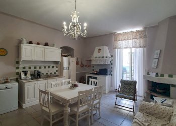 Terratetto - Terracielo Donizetti   Numero civico 94, Triggiano - foto 4