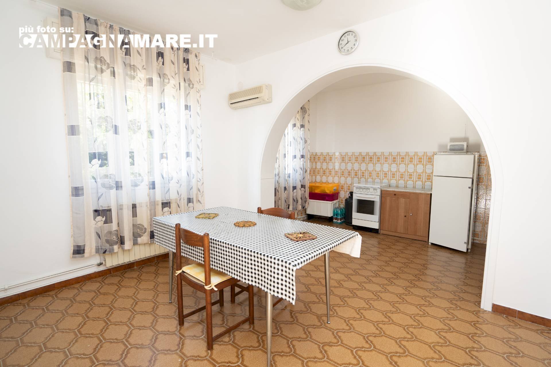 Casa indipendente Piazza unità, Jolanda di Savoia - foto 2