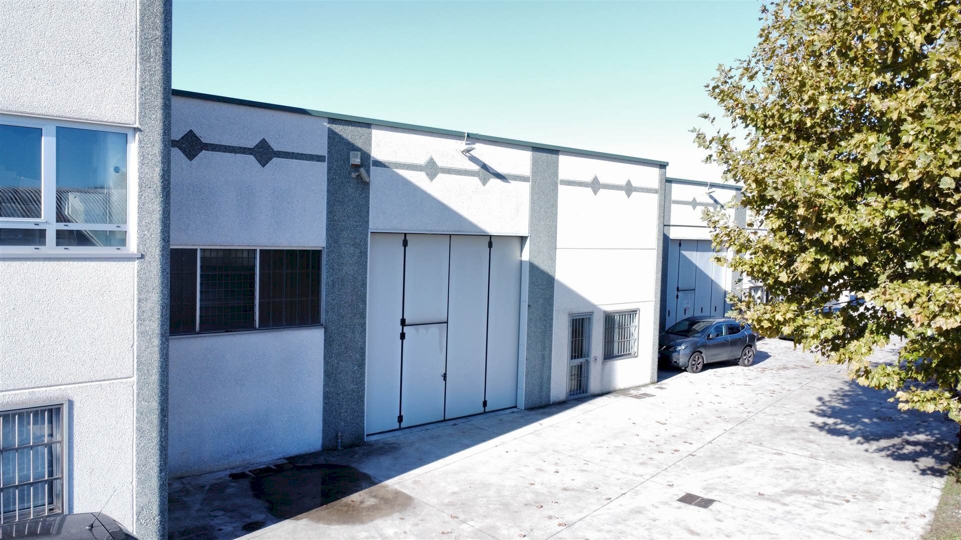 Capannone Lurano - foto 1