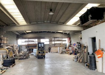 Capannone Lurano - foto 8