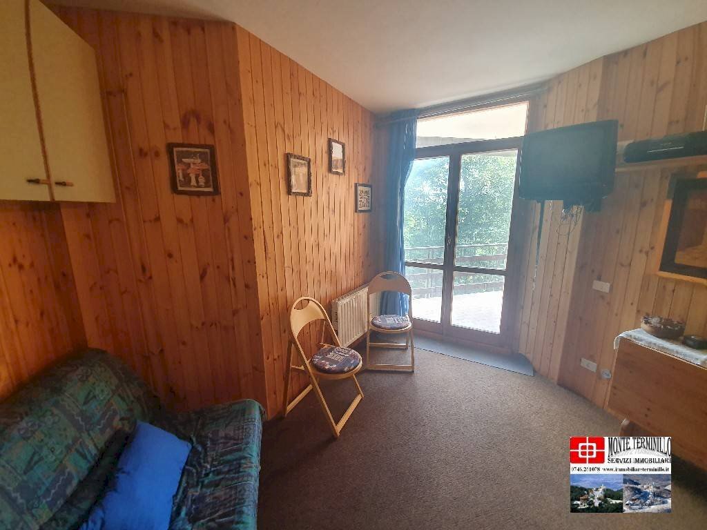 Soggiorno - Two-room apartment SP10, Micigliano - photo 2