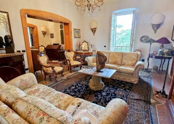 8124ab_bab7b519aabd453695f9ce7f97681ebf_mv2.jpg - Appartamento Sarzana - foto 3