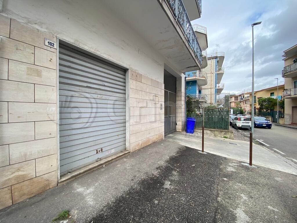 1.JPG - Locale Commerciale Villaricca - foto 1