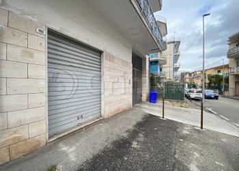 1.JPG - Locale Commerciale Villaricca - foto 1