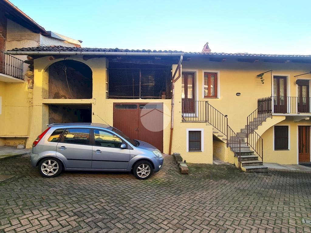Casa semi indipendente Via Camillo Benso Conte di Cavour, Albiano d'Ivrea - foto 3