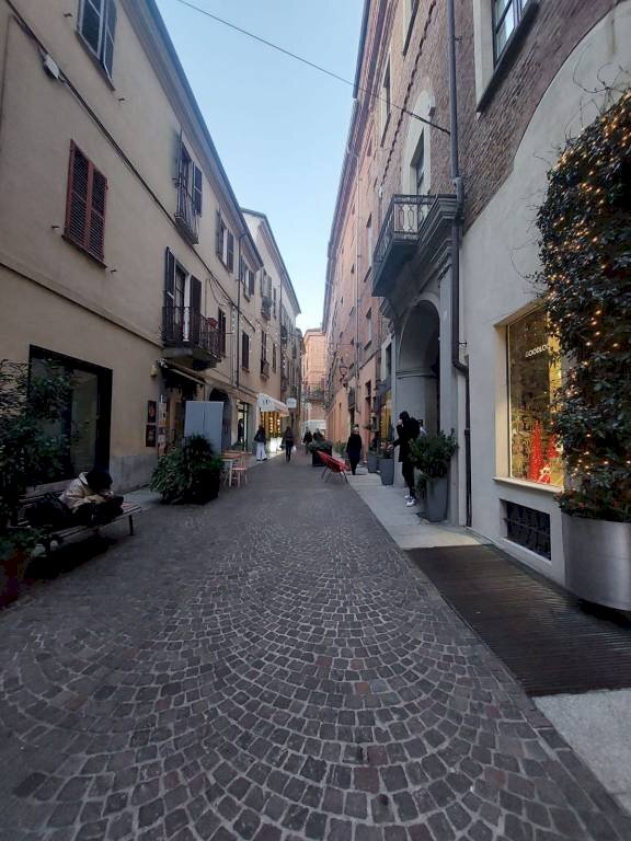 Zona - Shop via Giuseppe Stefano Incisa, Asti - photo 2