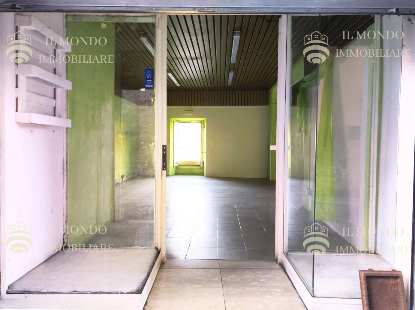 Locale Commerciale Via Dei Cerasari, snc., Palombara Sabina - foto 2