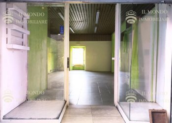 Locale Commerciale Via Dei Cerasari, snc., Palombara Sabina - foto 2