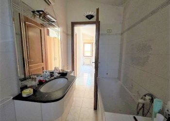 ca1.jpg - Townhouse Fosdinovo - photo 3