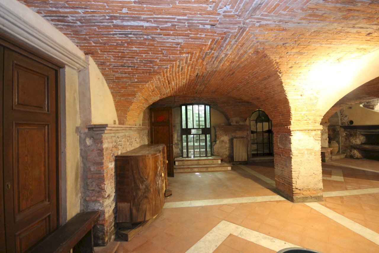 vendesi appartamento al piano terra con giardino e - Locale Commerciale via busdraghi, Lucca - foto 3