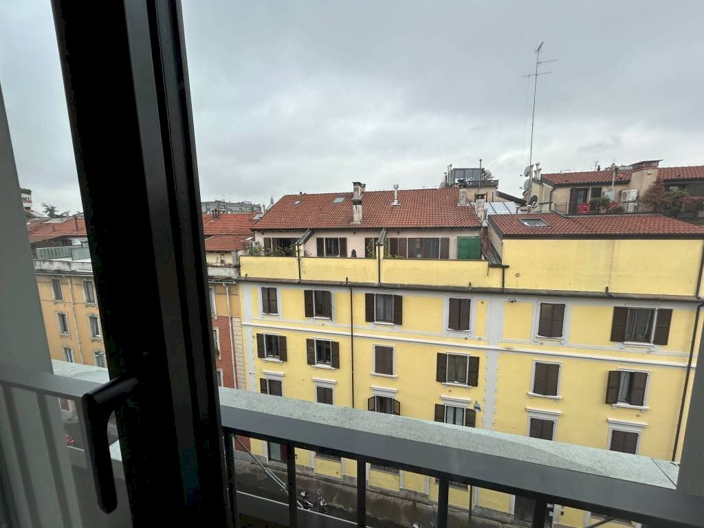 Vista - Three-room apartment via Antonio Fogazzaro, 9, Milano - photo 3