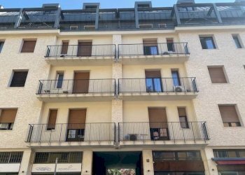 Facciata - Trilocale via Antonio Fogazzaro, 9, Milano - foto 9