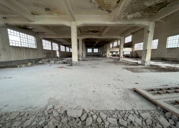 4.jpg - Commercial Premises Via dei Canneti, Guidonia Montecelio - photo 4