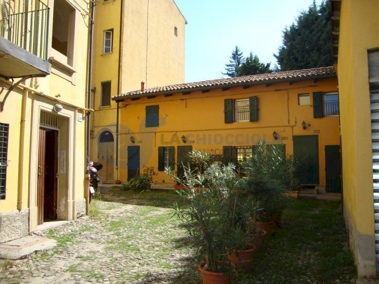 DSC08727.JPG - Four-room apartment VIA SARAGOZZA, Bologna - photo 1