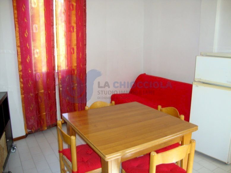 DSC08728.JPG - Four-room apartment VIA SARAGOZZA, Bologna - photo 3