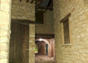 20241210_170213.jpg - Terratetto - Terracielo Frazione Rasenna 1, Visso - foto 2