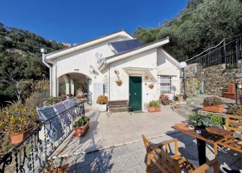 Facciata - Appartamento Sant'Andrea di Rovereto, Chiavari - foto 2