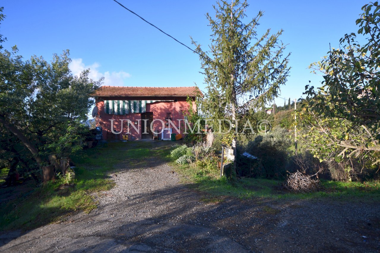 3.jpg - Rustic Via Celso 29b, Fosdinovo - photo 3