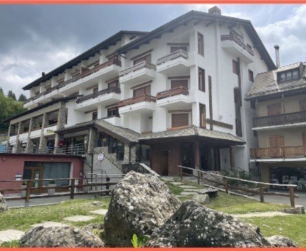 6.jpg - Locale Commerciale Viale Emanuele Razzetti 29, Santo Stefano d'Aveto - foto 1