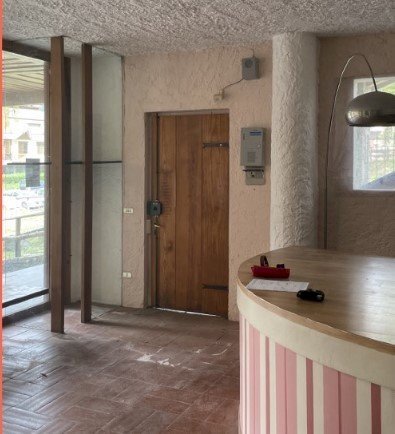 2.jpg - Locale Commerciale Viale Emanuele Razzetti 29, Santo Stefano d'Aveto - foto 3