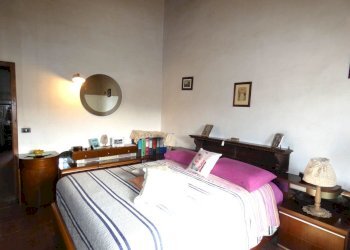 P1080010.jpg - Casa indipendente Scarperia e San Piero - foto 6